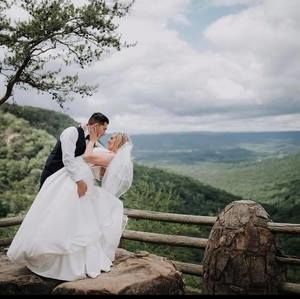 Meet your Posher, Devin